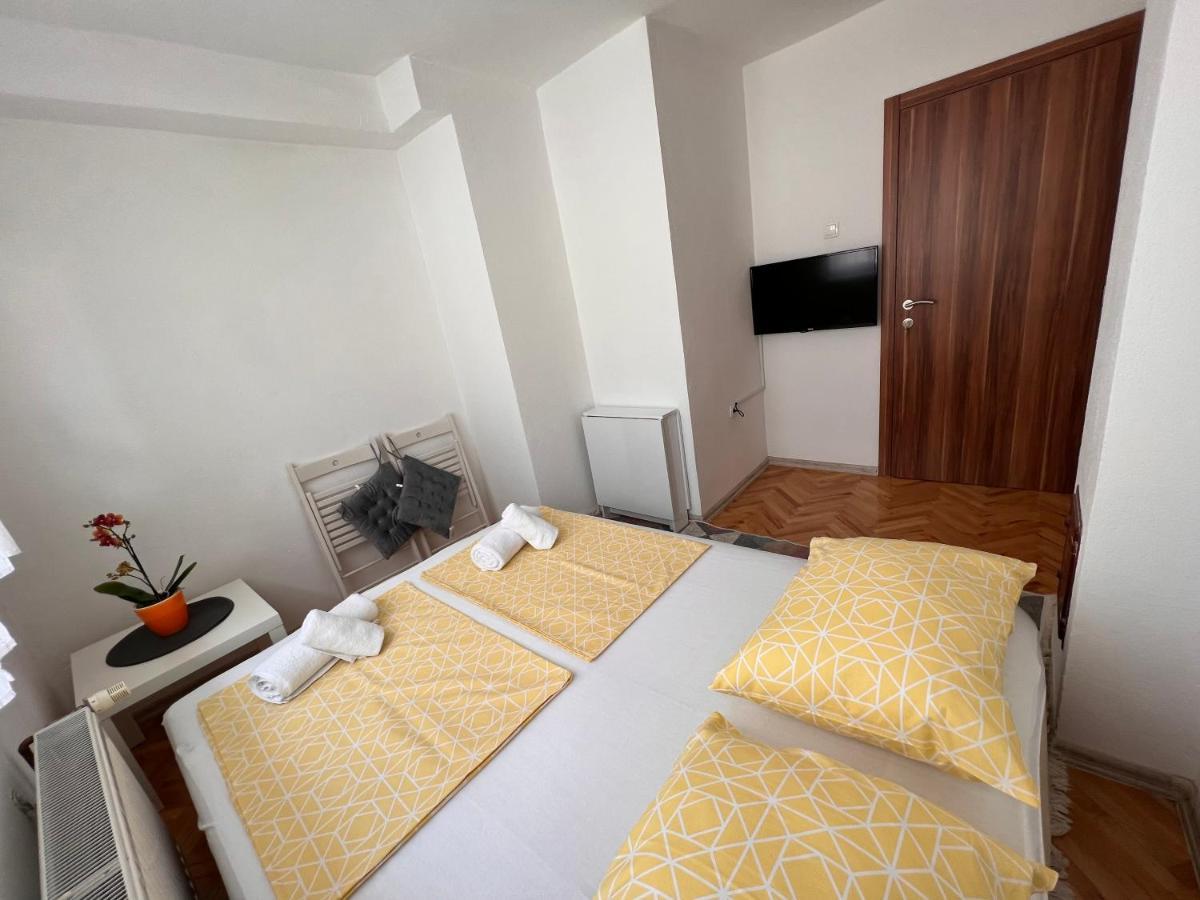 Guest House Kiwi 莫斯塔尔 外观 照片