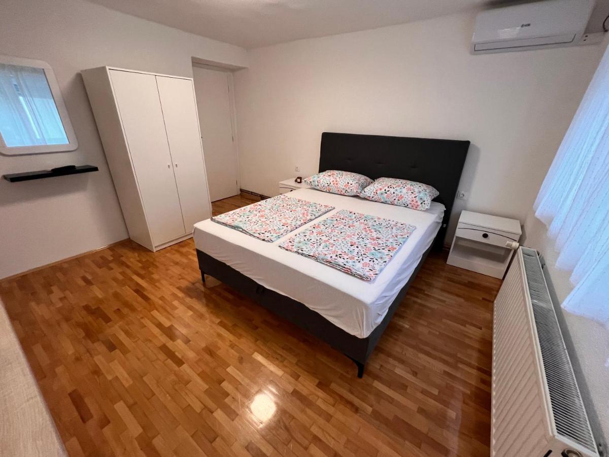 Guest House Kiwi 莫斯塔尔 外观 照片